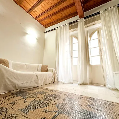 Kalma Via Manno - With Stone Walls & Private Cinema 卡利亚里